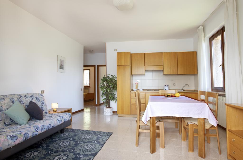 Residence le Balze Malcesine Habitación foto