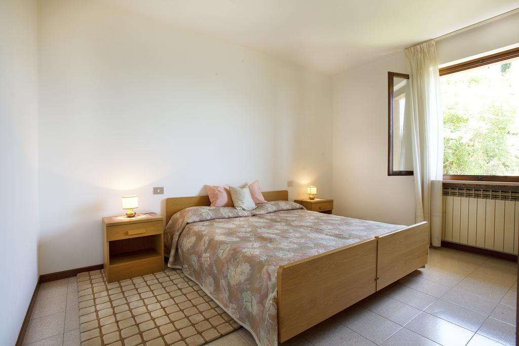 Residence le Balze Malcesine Habitación foto